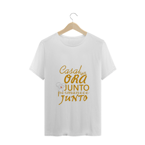 casal que ora juntos.