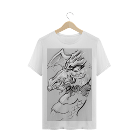 Camiseta branca cabeça de dragão
