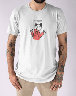 Camiseta Nobody Cares