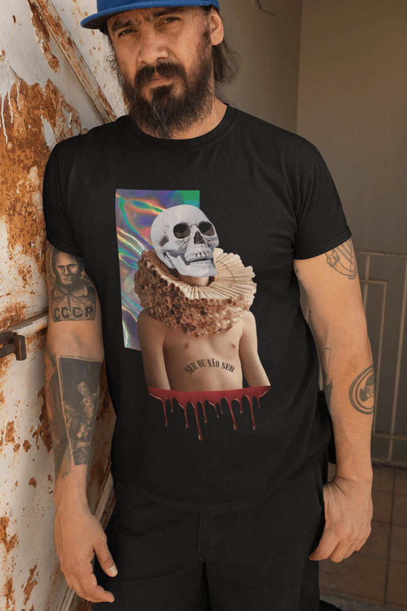 Nome do produto: Camiseta - Hamlet Caveirudo - Coleção Dramaturgias 