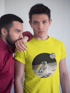 Camiseta - Primeira Bixa na Lua 