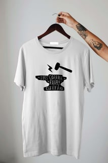 Nome do produto Camiseta Deus Corrige