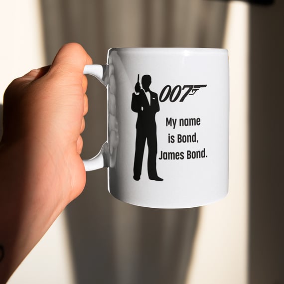 My name is Bond, James Bond - Caneca