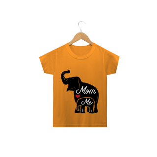 Nome do produto Camiseta Classic Infantil Estampa Elefante Frase Mom Me