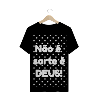 Nome do produtoCamisa Deus