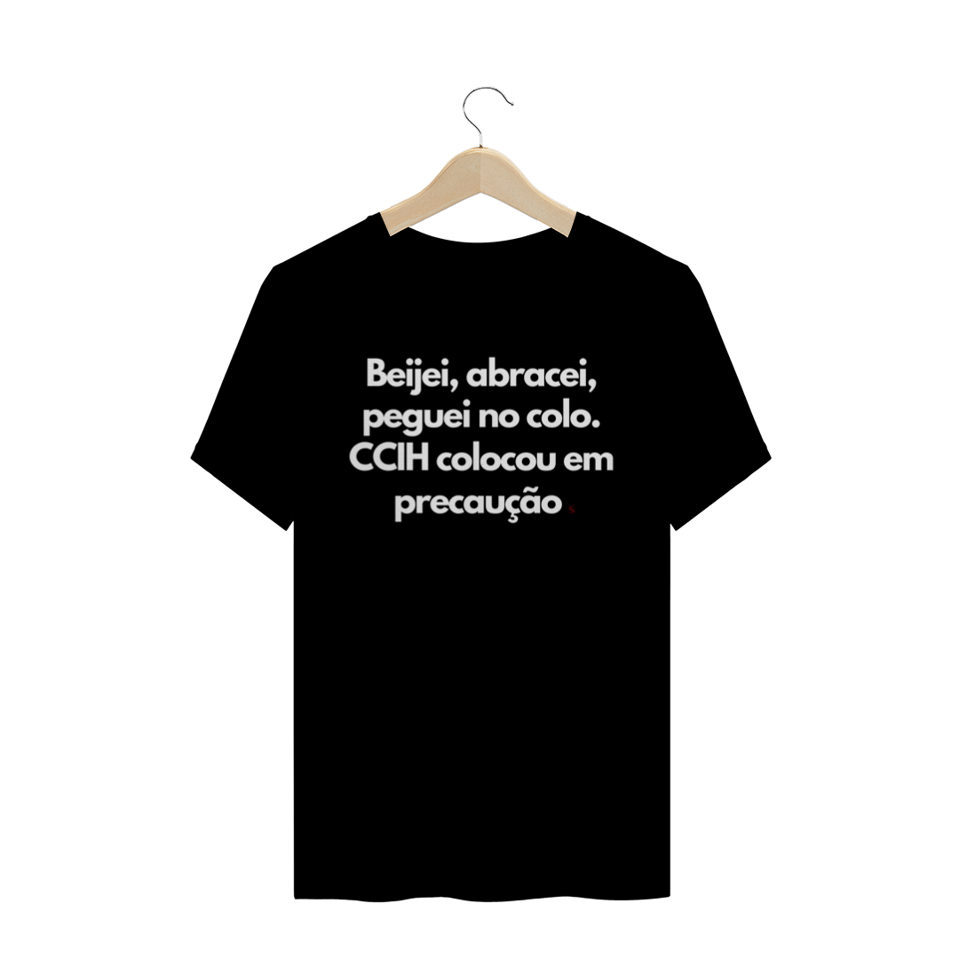 Nome do produto: Camiseta Clássica Preta Paciente em Precaução 