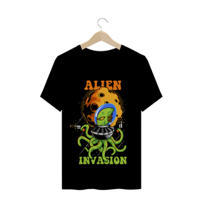 Camiseta Invasão Alien Aliens)