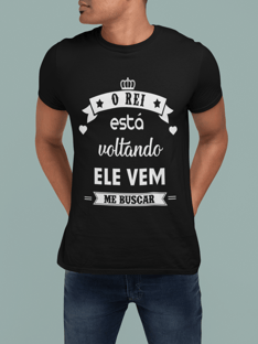 Nome do produtoCamiseta Masculina cristã o Rei Está Voltando