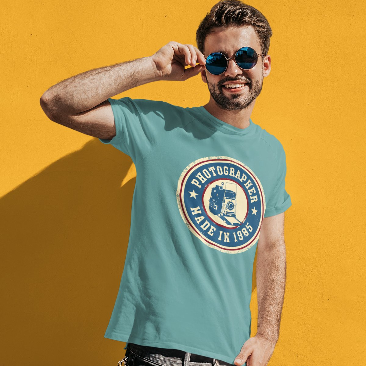 Nome do produto: Camiseta estonada PHOTOGRAPHER 1975