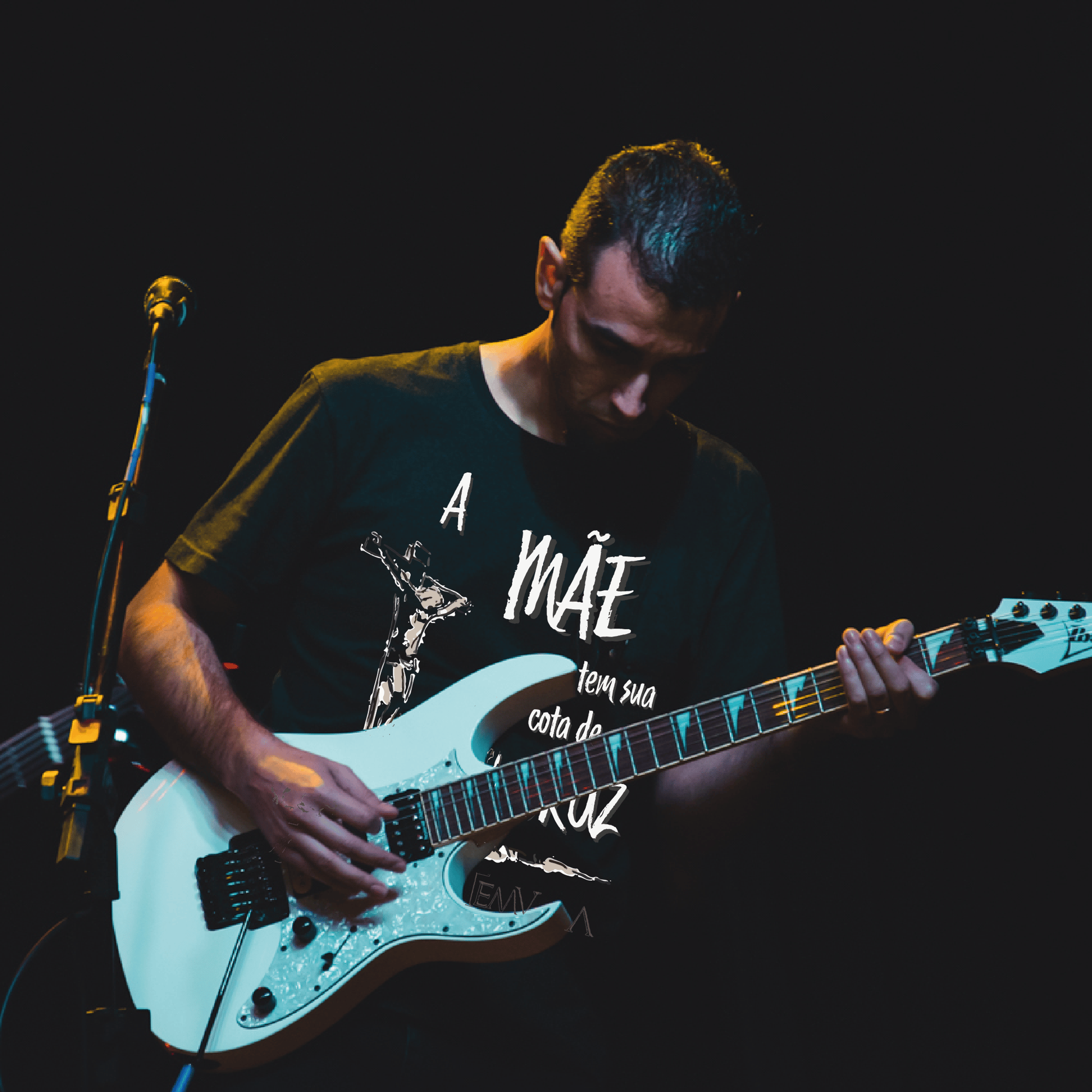 Camiseta A Mãe Tem Sua Cota de Cruz