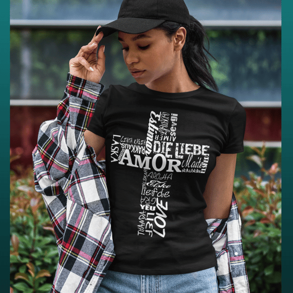 Baby Look Feminina Amor em todas as línguas