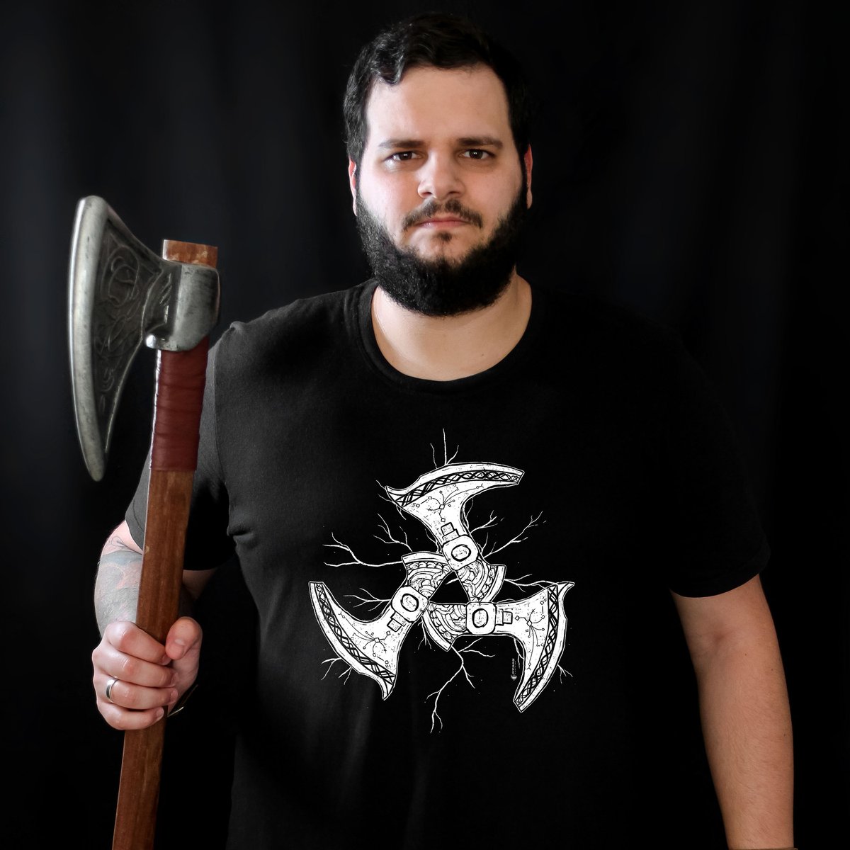Nome do produto: Triple Dane Axes of Odin / Plus Size