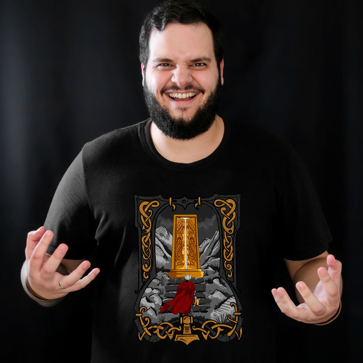 Nome do produto: Entering in Valhalla - Thor / Plus Size