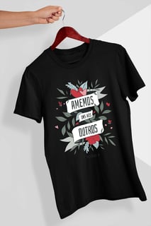 Nome do produto Camiseta Amemos uns aos Outros