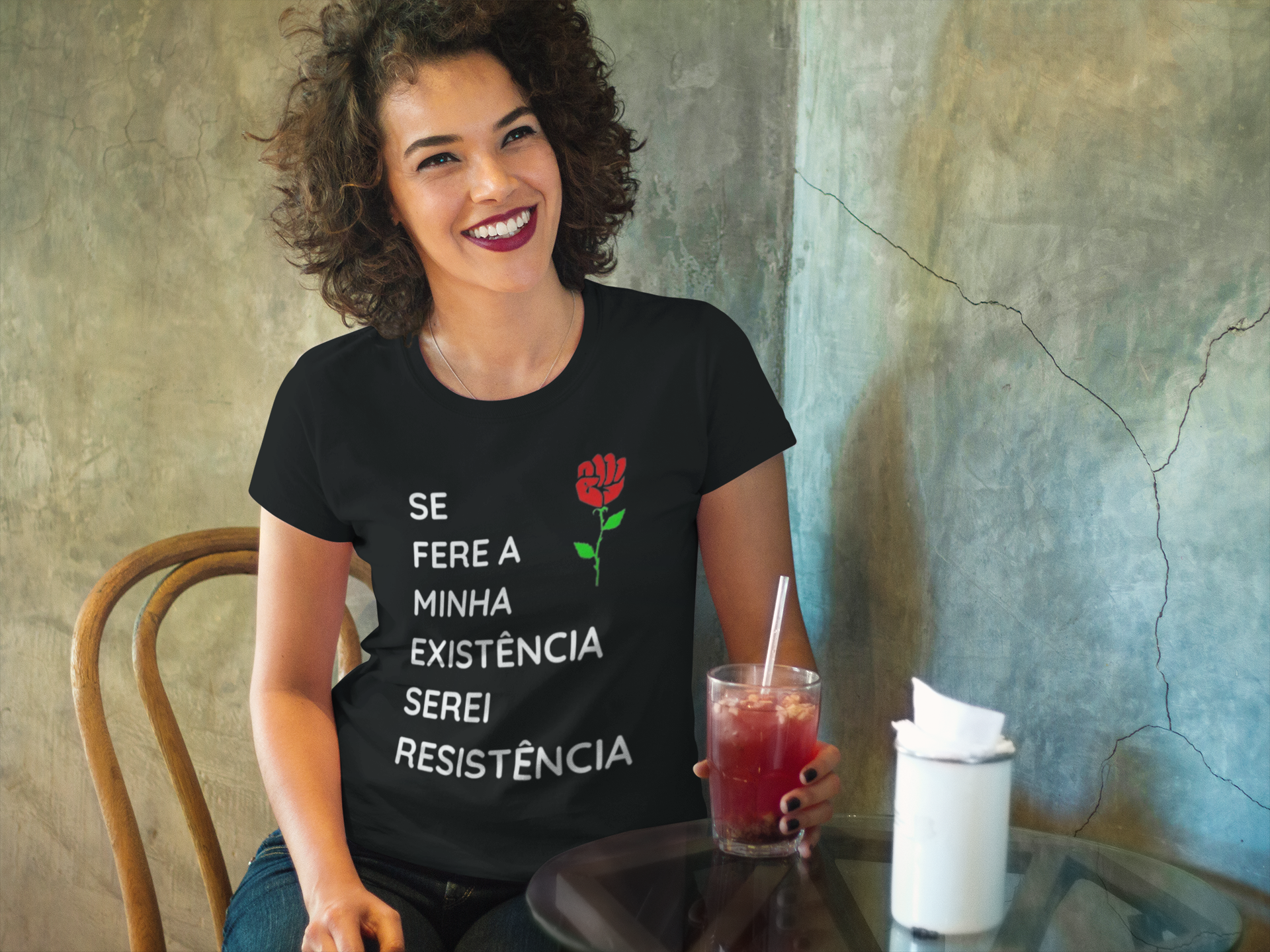 T-shirt Baby Look Serei Resistência