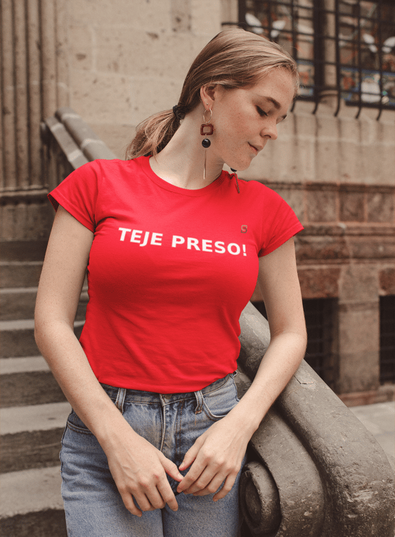 T-shirt Baby Look Teje Preso!