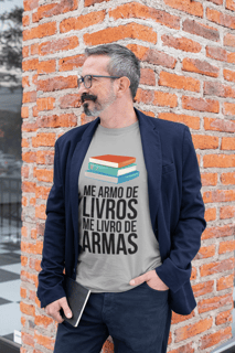 T-shirt Tradicional Livros SIM!