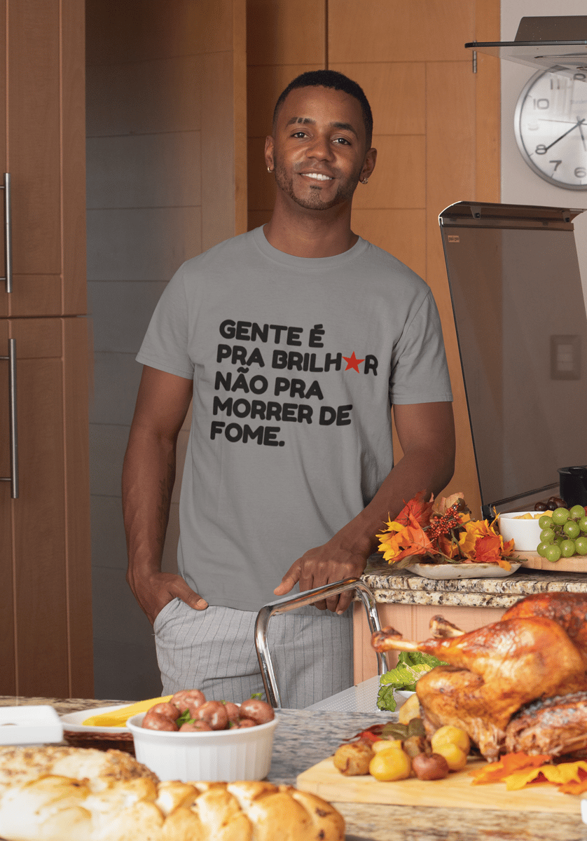 Nome do produto: T-shirt Tradicional Brilhar