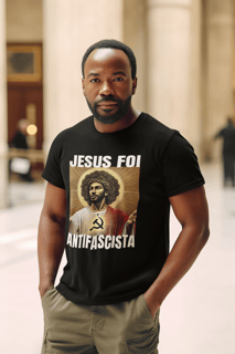 T-shirt Tradicional Jesus Antifascista