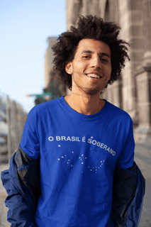 T-shirt Tradicional O Brasil é Soberano