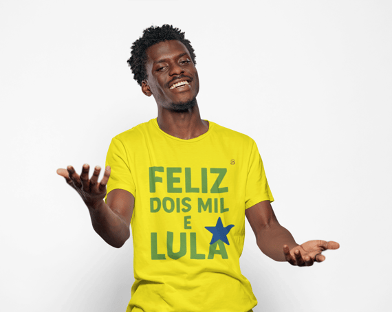 T-shirt Tradicional DOIS MIL E LULA