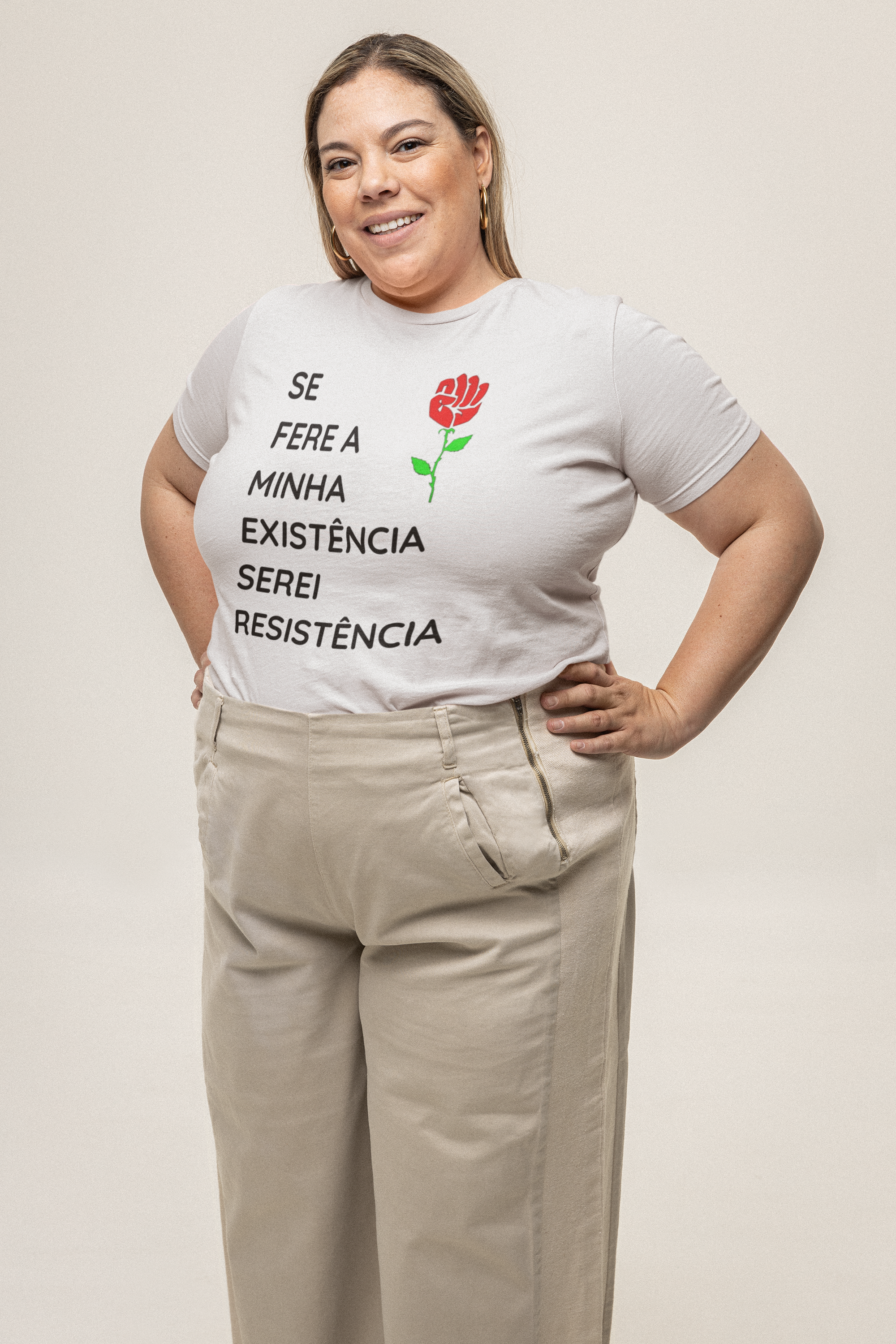 T-shirt Plus Size Serei Resistência