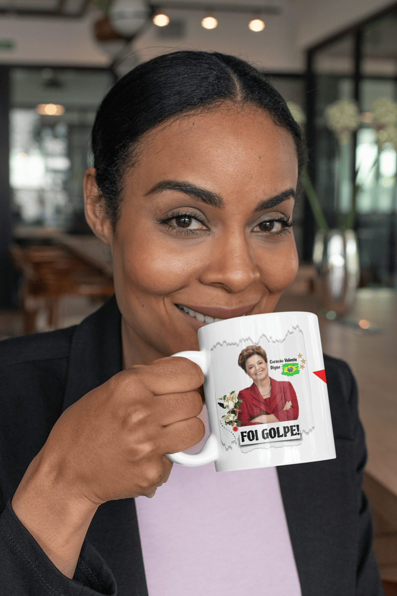 Nome do produto: Caneca Dilma