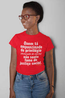 T-shirt Baby Look NÃO SENTE