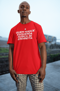 T-shirt Tradicional NUNCA SE ENDIREITA