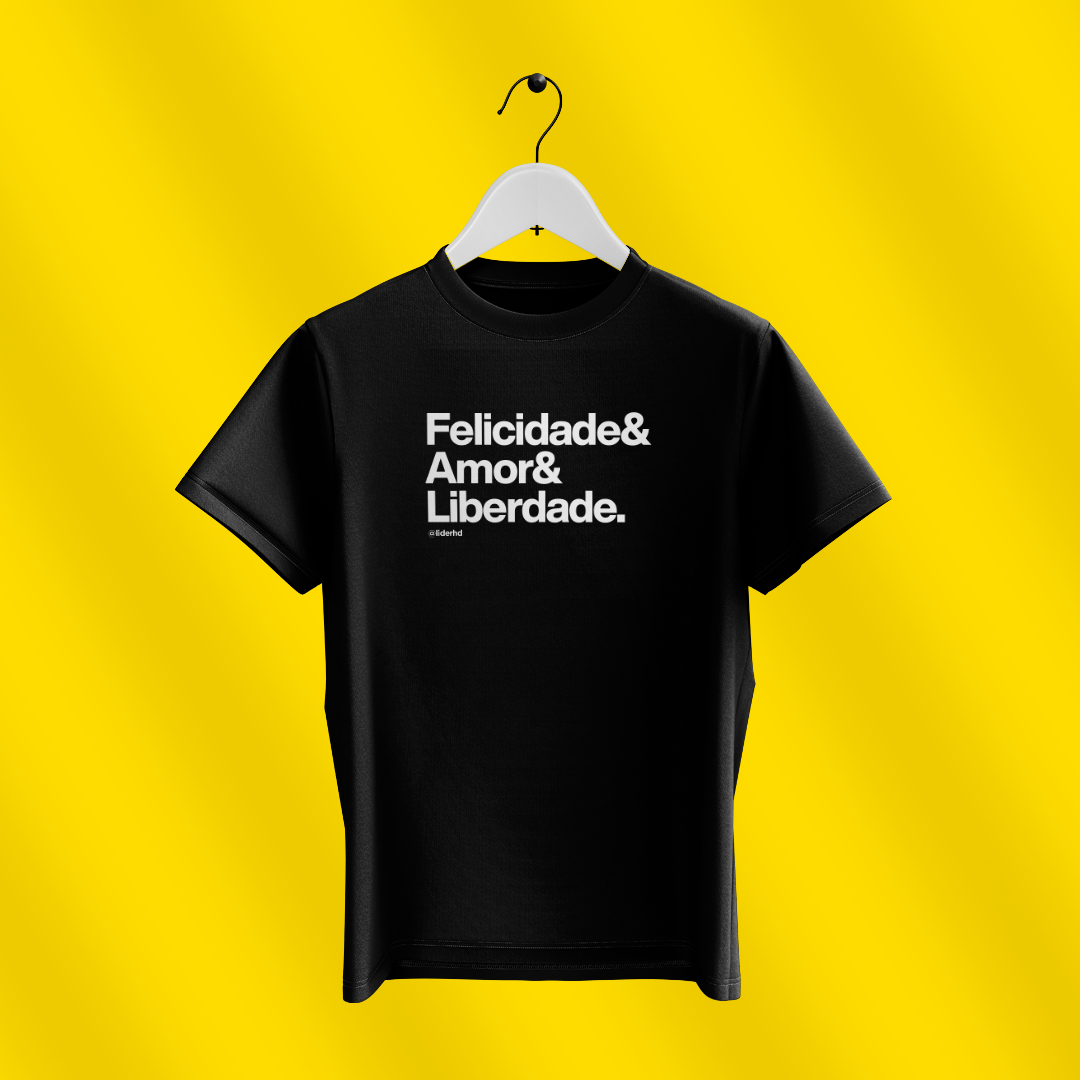 Nome do produto: Camiseta preta - Felicidade & Amor & Liberdade