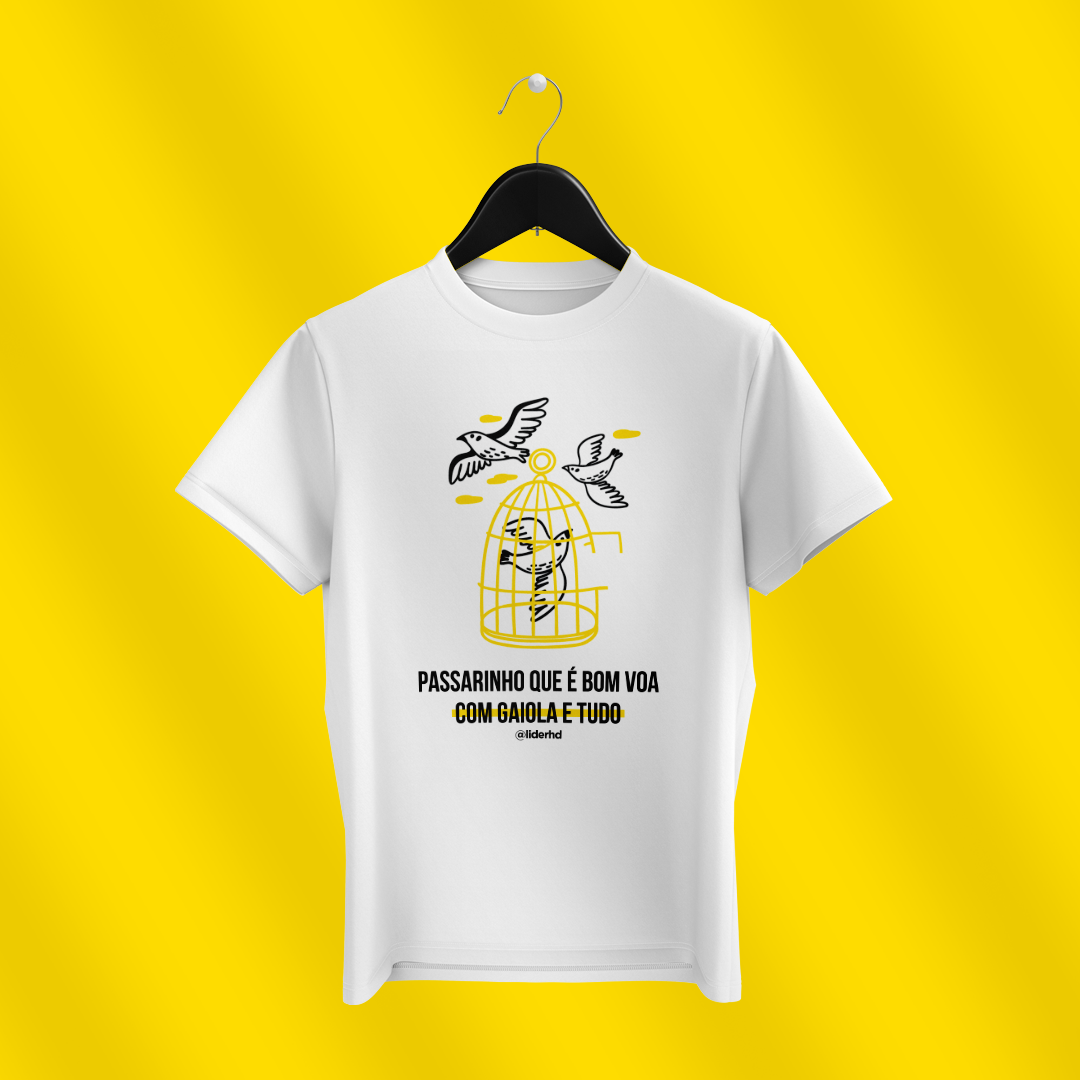 Camiseta - Passarinho que é bom...