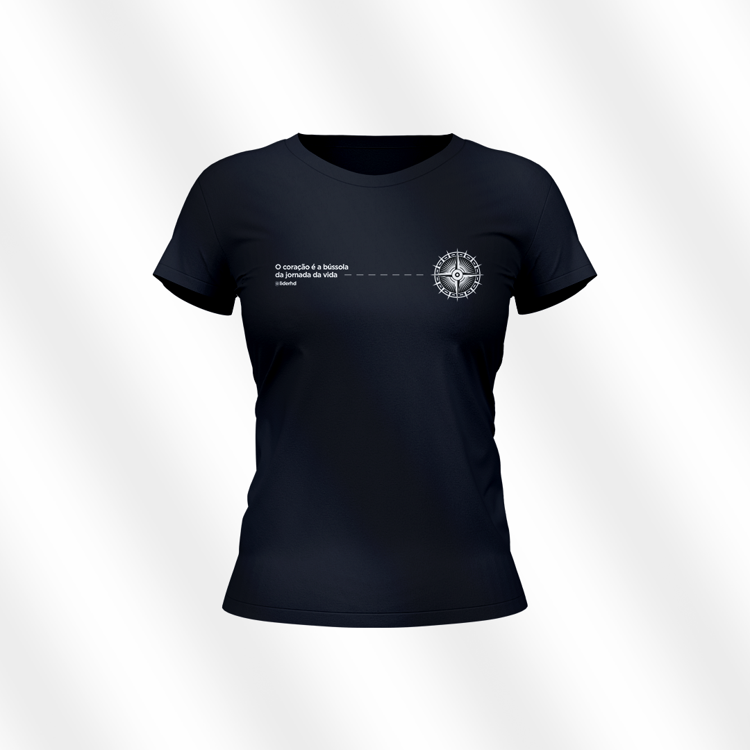 Nome do produto: Baby Look preta - O coração é a bússola