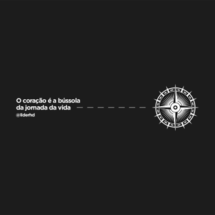 Nome do produtoCamiseta preta - O coração é a bússola