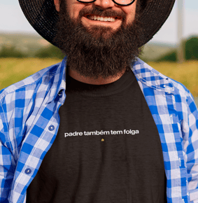 Nome do produto   Padre Também Tem Folga