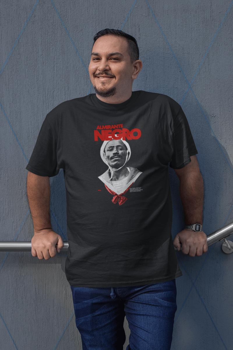 Nome do produto: Camiseta Plus Size Almirante Negro Branca