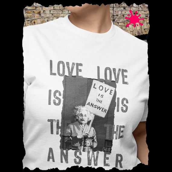 Camiseta Graffiti Love is the answer