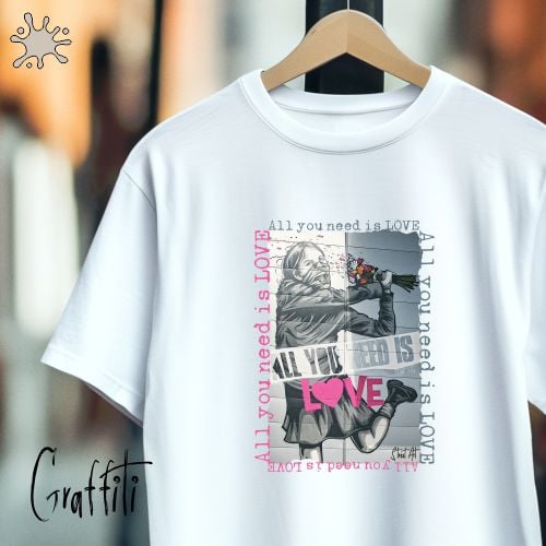 Camiseta Graffiti All you need is love
