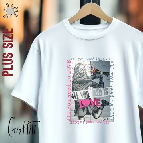 Camiseta Plus Graffiti All you need is Love