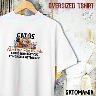 Camiseta Oversized Gatos - Seres Místicos
