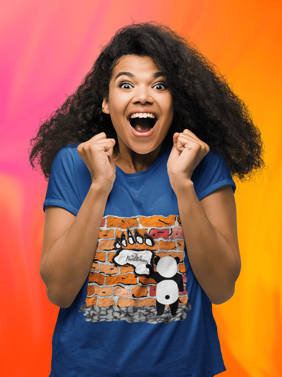 Camiseta Feminina Panda Graffiti 