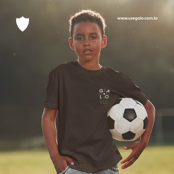 T-Shirt Juvenil Galo Sinônimo de Raça (Versão Bolso)