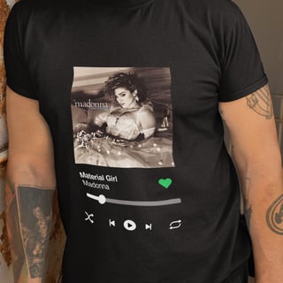 Camiseta Ouvindo Madonna (Disco Like A Virgin)