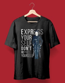 Camiseta Human Nature (Madonna) PRETA/VERMELHA