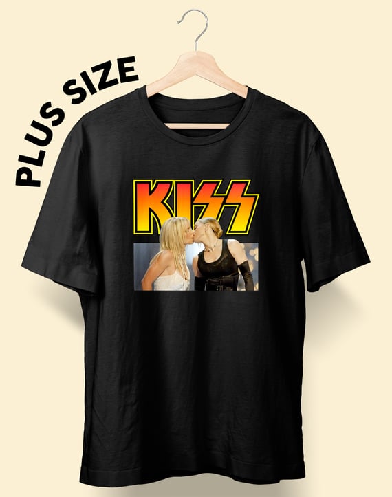 CAMISETA PLUS SIZE VMA KISS (Britney Spears & Madonna)