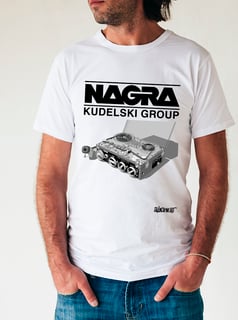 Camiseta Nagra | Branca | Cinza