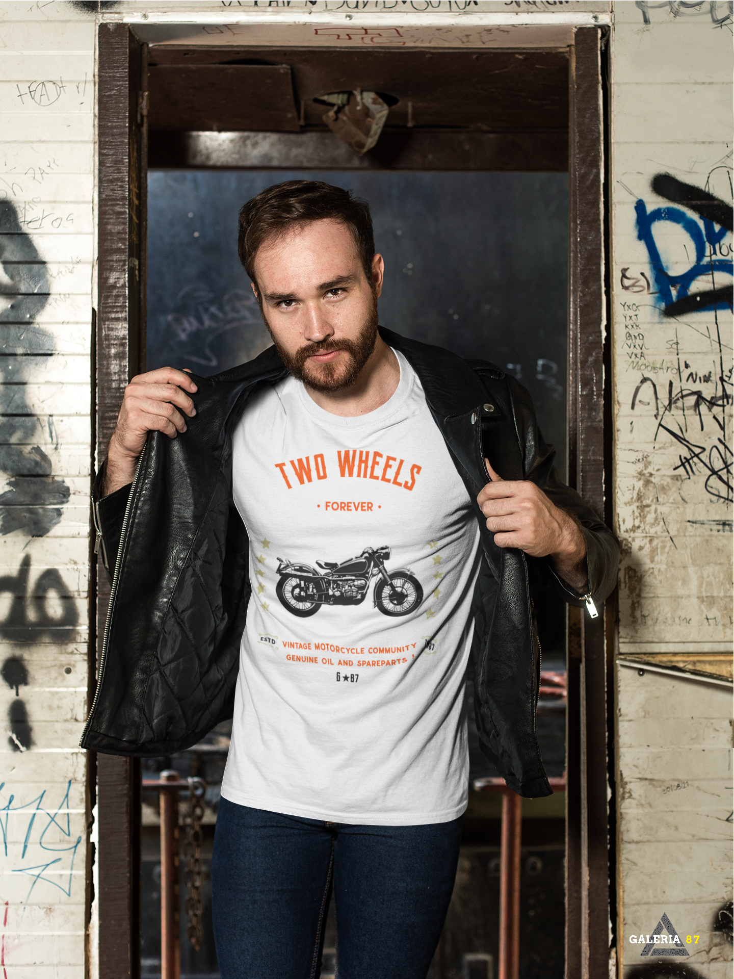 CAMISETA MASCULINA WHITE PREMIUM / TWO WHEELS