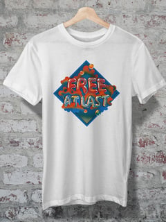 CAMISETA - FREE - AT LAST