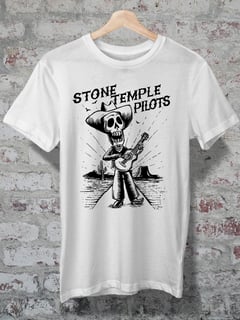 CAMISETA - STONE TEMPLE PILOTS - DESERT SKELETON