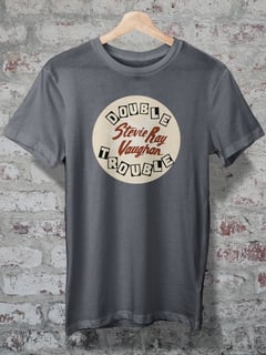 CAMISETA - STEVIE RAY VAUGHAN - DOUBLE TROUBLE