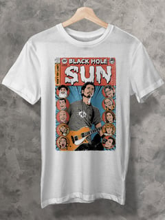 CAMISETA - SOUNDGARDEN - BLACK HOLE SUN